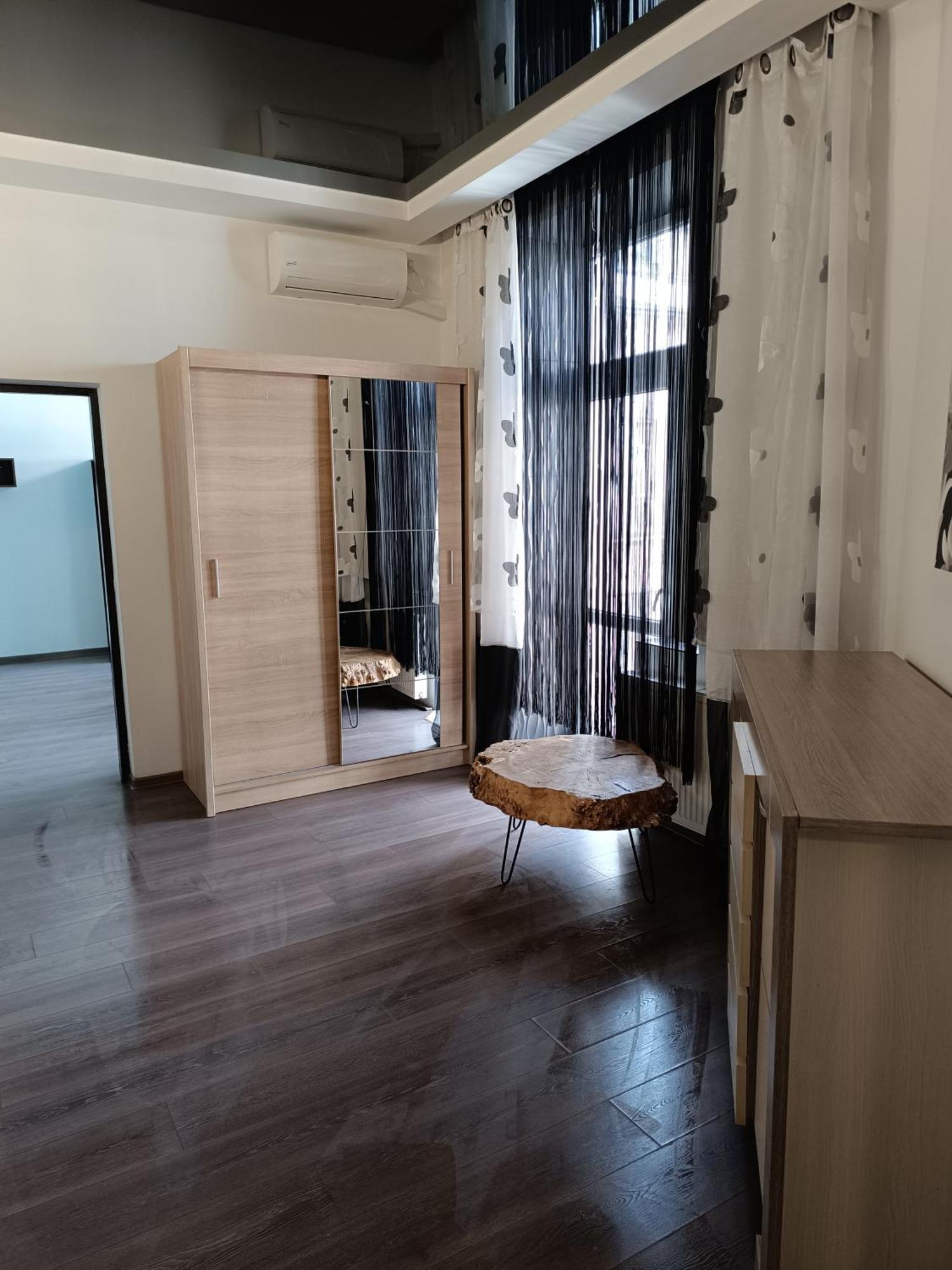 Apartments Zefir Lviv Buitenkant foto