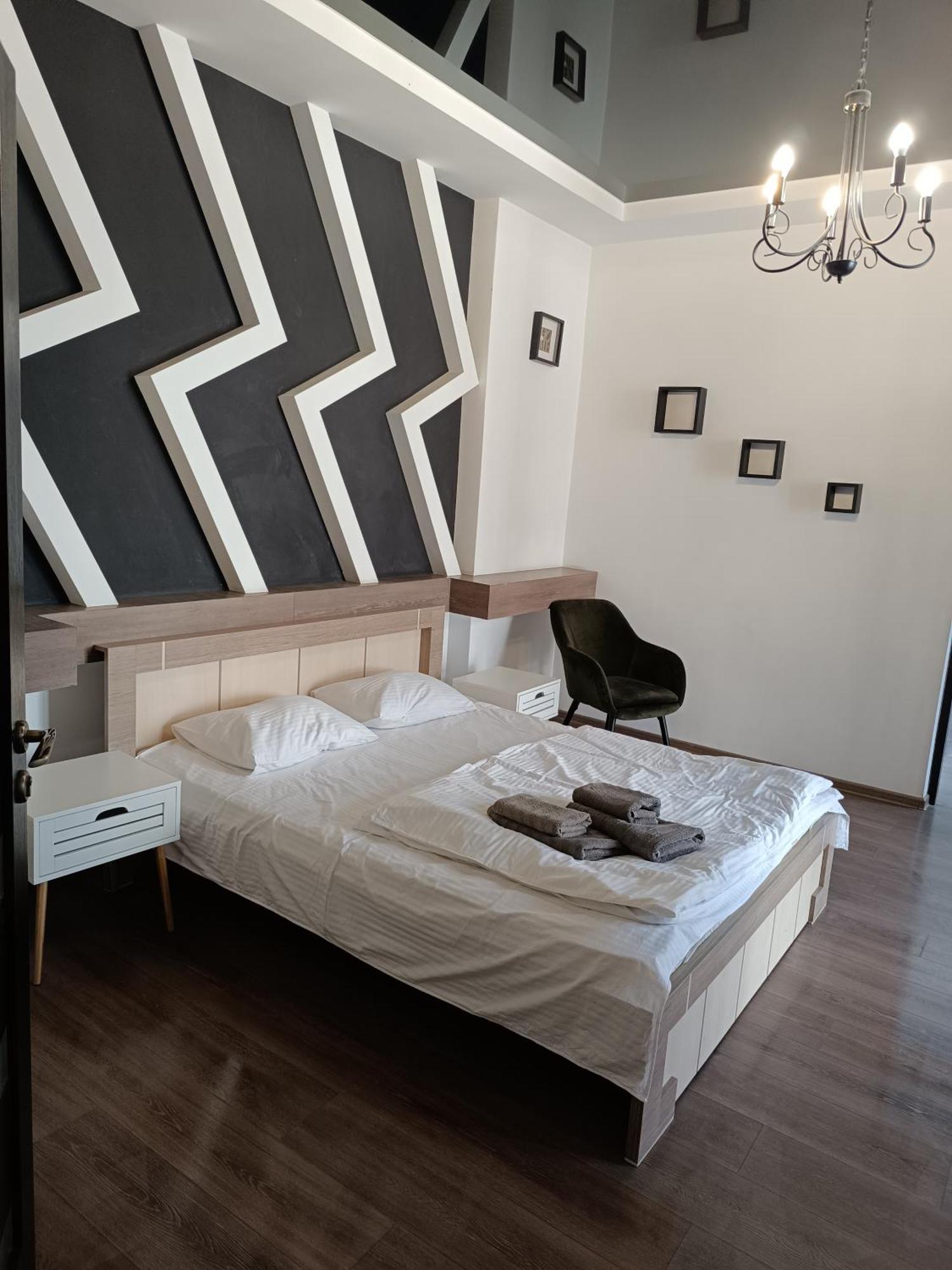 Apartments Zefir Lviv Buitenkant foto