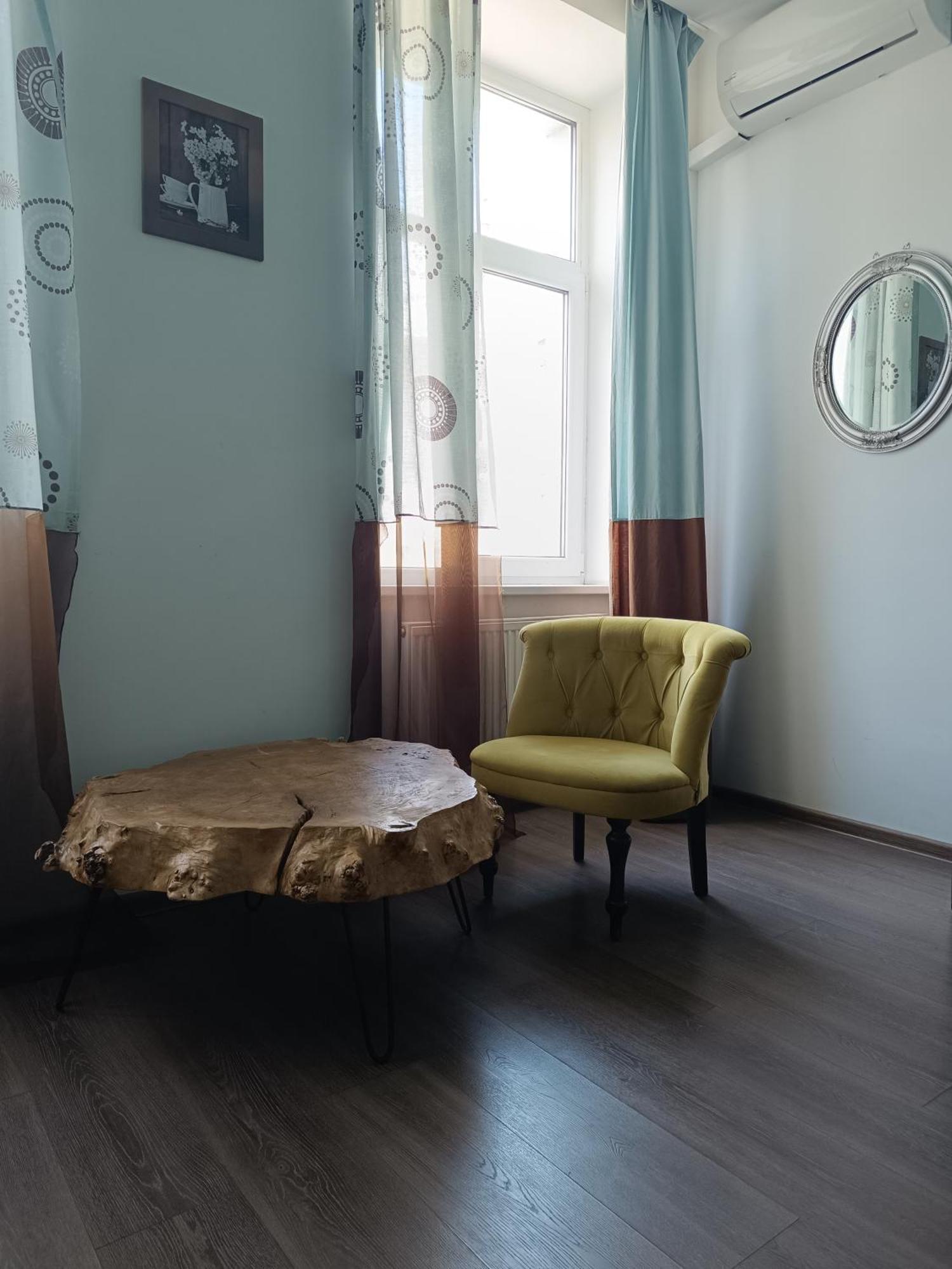 Apartments Zefir Lviv Buitenkant foto